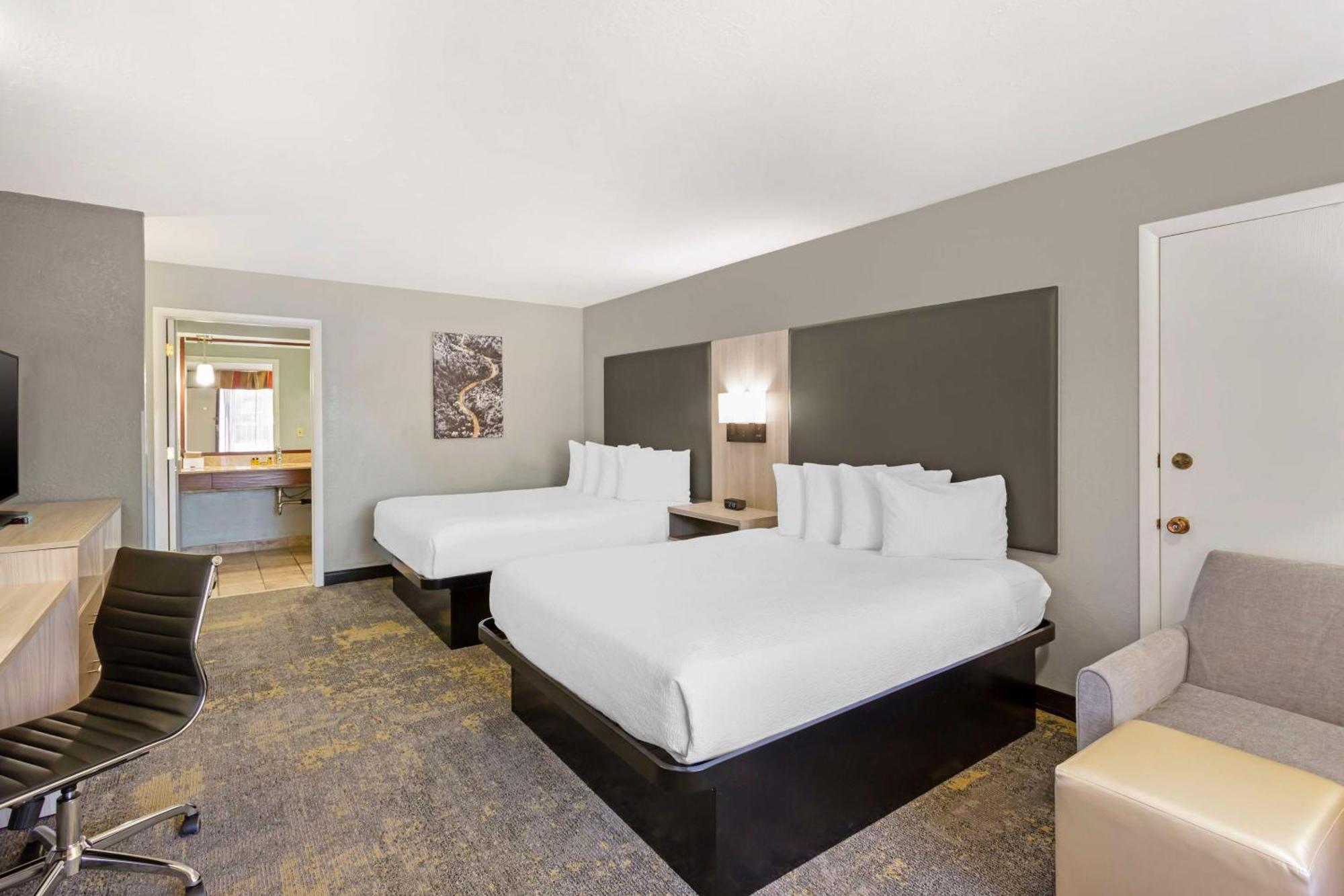 Best Western Plus Weston Inn Logan Exteriör bild