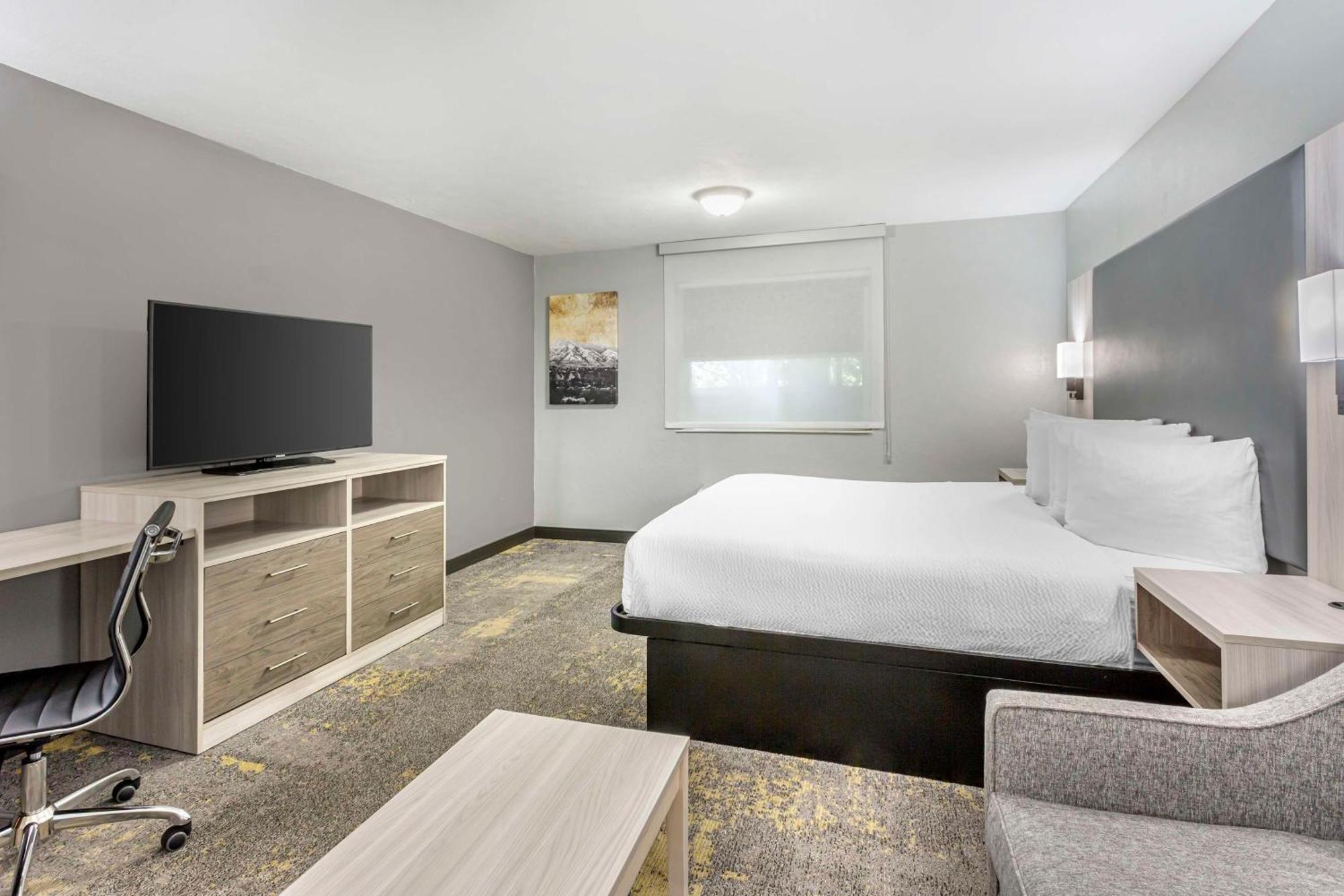 Best Western Plus Weston Inn Logan Exteriör bild